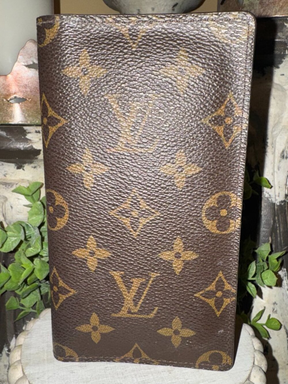 Louis Vuitton Pocket Agenda Cover / Checkbook Cover – Monogram Canvas - Picture 2 of 6